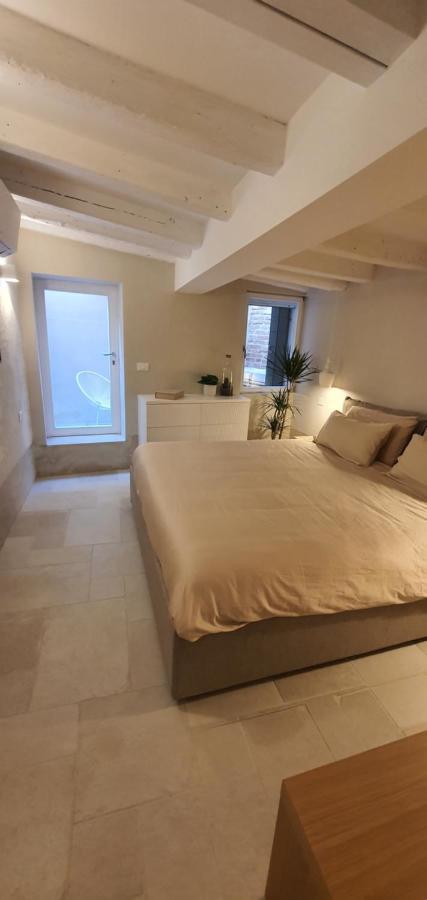 Dimore Del Borgo Antico - Corte Da Lezze Benátky Exteriér fotografie